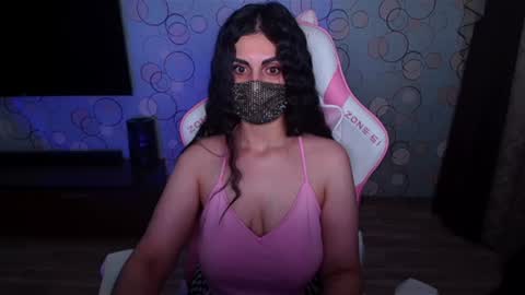   Yasmina   online show from July 26, 4:20 am