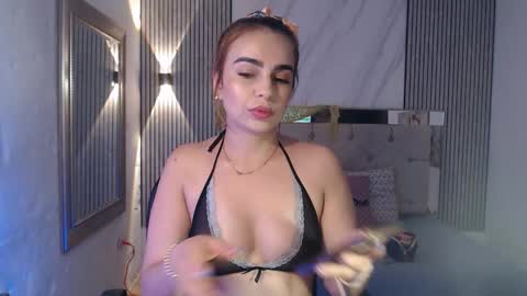 ashley__tylor online show from January 18, 2:08 am