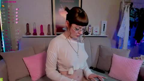 Ashley online show from February 28, 2:44 am