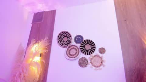 ashley_petit online show from May 23, 1:20 pm