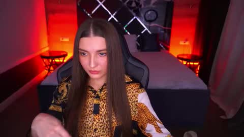 ashleybaee online show from November 4, 1:38 pm