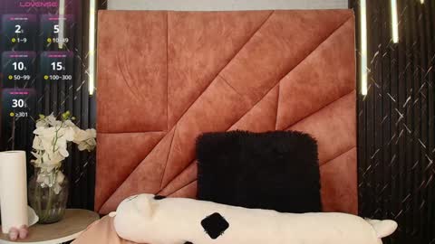 Snapshot of ashleycampbell_ chatting on February 11, 8:42 pm Ashley online show from February 11, 8:42 pm