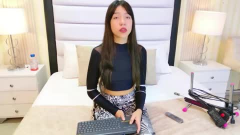 AshleyRoberh online show from June 9, 3:39 am