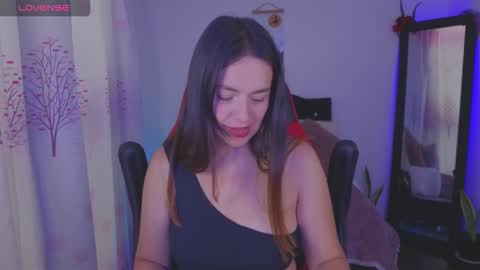 ASHLEY online show from December 1, 7:38 pm