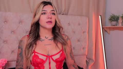 Ashley Lauren online show from January 20, 3:48 am