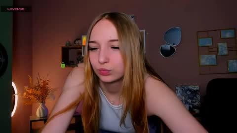 Ashli online show from April 10, 6:19 am