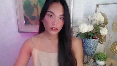 asian_alliyah online show from June 8, 3:29 am