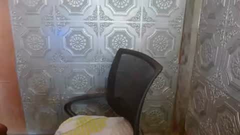 asian_nova online show from November 22, 2:20 pm