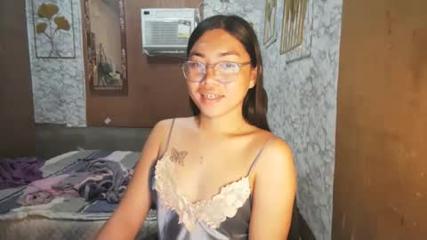 Rhean online show from October 20, 12:24 am