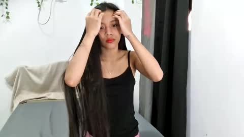 Snapshot of asianblair_x chatting on February 9, 12:40 am asianblair_x online show from February 9, 12:40 am