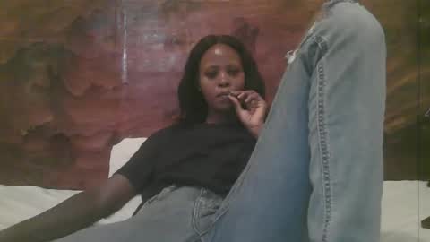 alisha online show from April 19, 7:52 am