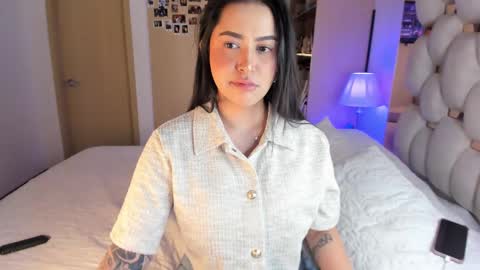 Snapshot of asshley__ chatting on February 25, 12:03 am Ashley online show from February 25, 12:03 am