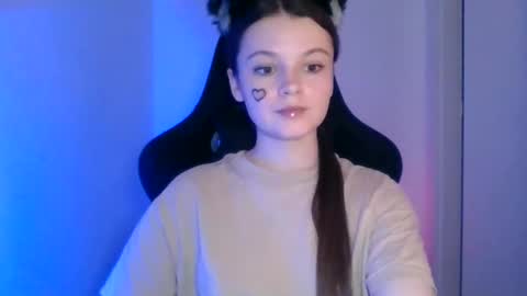 astradream_ online show from September 23, 5:33 pm