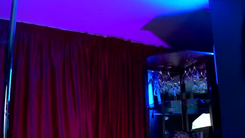 Astrid online show from March 21, 9:09 pm