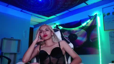 Atenea online show from July 1, 4:01 am