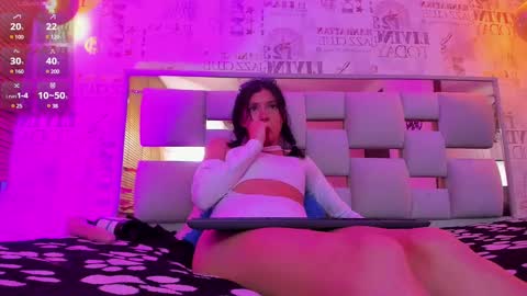 athenasexxxy online show from February 10, 11:45 pm