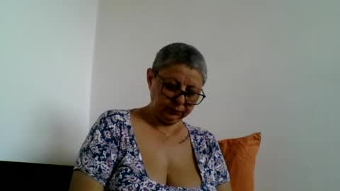 atikaarea online show from June 23, 10:57 am
