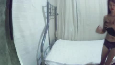 aubrey_xx online show from June 18, 11:37 am