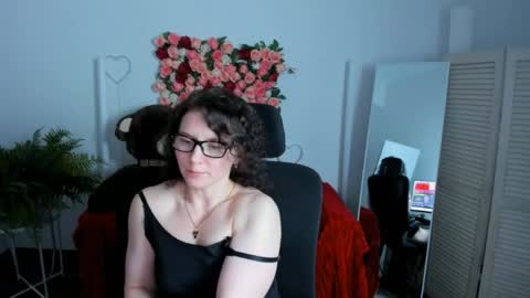 Aurelia online show from May 31, 6:41 am