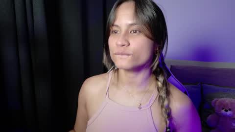 aurora_collins08 online show from April 13, 3:46 pm