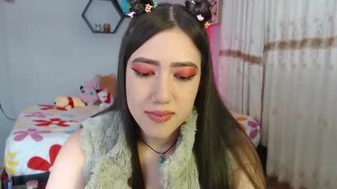 Aurora  online show from December 30, 9:19 pm