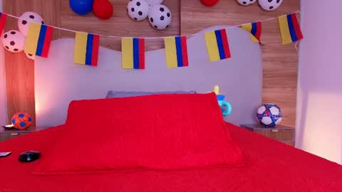auroraa_miller online show from July 2, 3:23 am