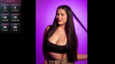 Aurora  online show from October 3, 7:30 pm