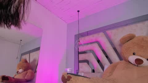 Aurora  online show from March 30, 8:08 pm