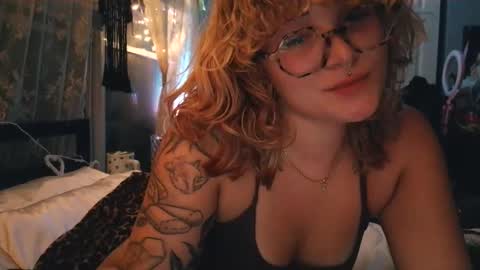 Autie 3 online show from May 27, 2:19 am