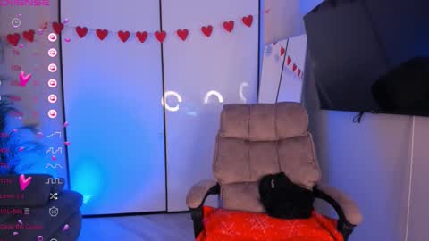 Alice online show from March 11, 10:56 pm