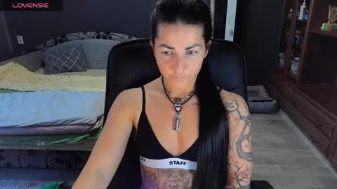 Ava online show from April 16, 1:00 pm