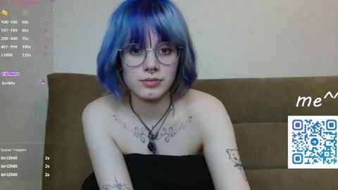 avaobierne online show from April 3, 2:04 pm