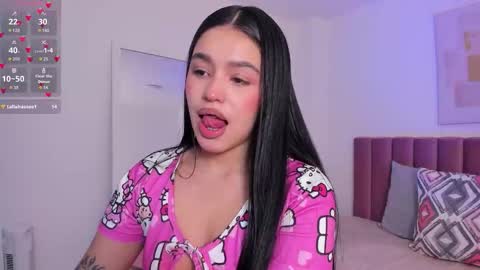 Ava  online show from October 7, 5:28 pm