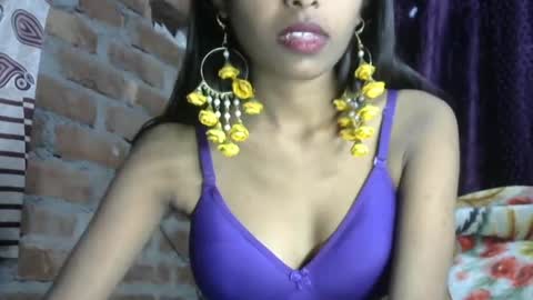 avery_lust01 online show from January 29, 7:04 am