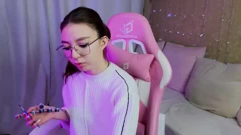 Avy online show from January 9, 10:41 am