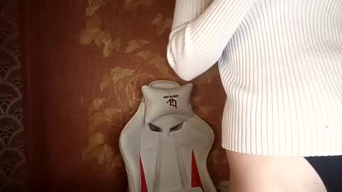 Awora Wolf online show from November 11, 10:40 pm