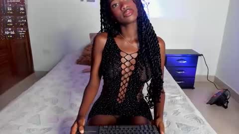 aylah_beckham online show from February 24, 11:31 am
