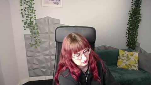 aylin_xxx online show from April 21, 12:45 pm
