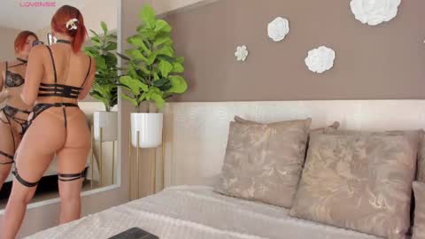 Aylin Millerxs online show from March 5, 8:23 pm