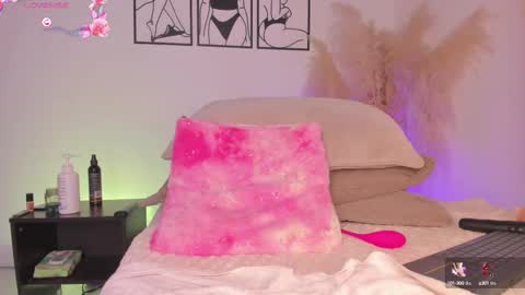 Aylin  online show from September 11, 12:38 pm