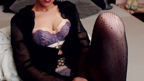 aylynrichard online show from March 24, 9:53 pm