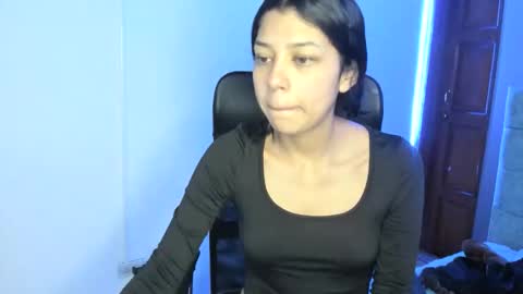 aysha_winxx online show from November 18, 3:18 am