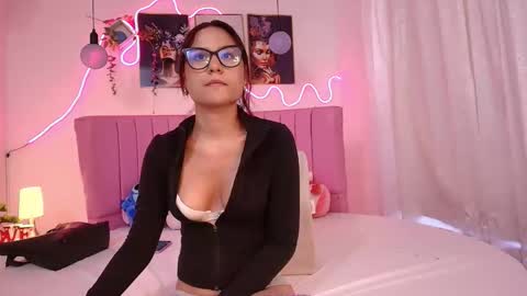 PRINCESS AZUL. online show from March 10, 10:25 pm