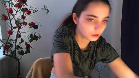 azumi_chan_ online show from November 16, 11:21 am