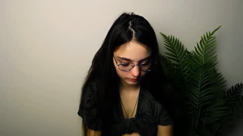 azumi_chan_ online show from December 4, 11:05 pm