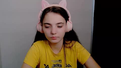 azumi_chan_ online show from September 9, 11:54 am