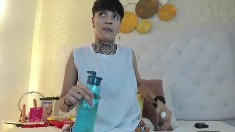 Anny online show from February 10, 3:09 am