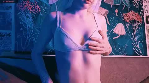 babe_moister online show from September 23, 8:34 am