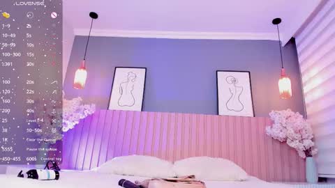 Snapshot of babe_sophiee chatting on October 10, 3:44 am babe_sophiee online show from October 10, 3:44 am