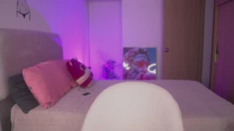 Samanta online show from April 14, 4:01 am